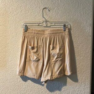Shorts by White Birch size Small